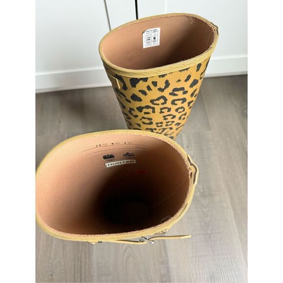 Hunter Refined Tall Leopard Original Rain Boots, US 6 / 37 - Picture 5 of 12